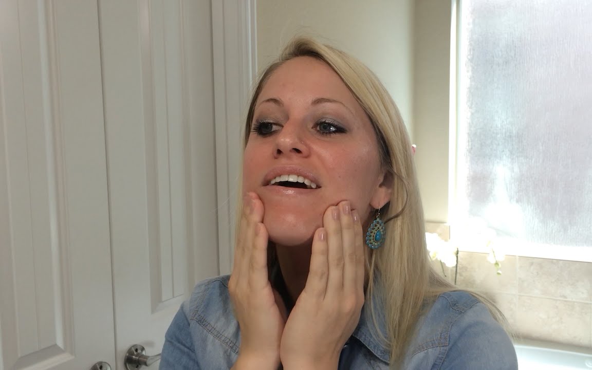 Argan-oil-for-the-face-as-a-moisturizer